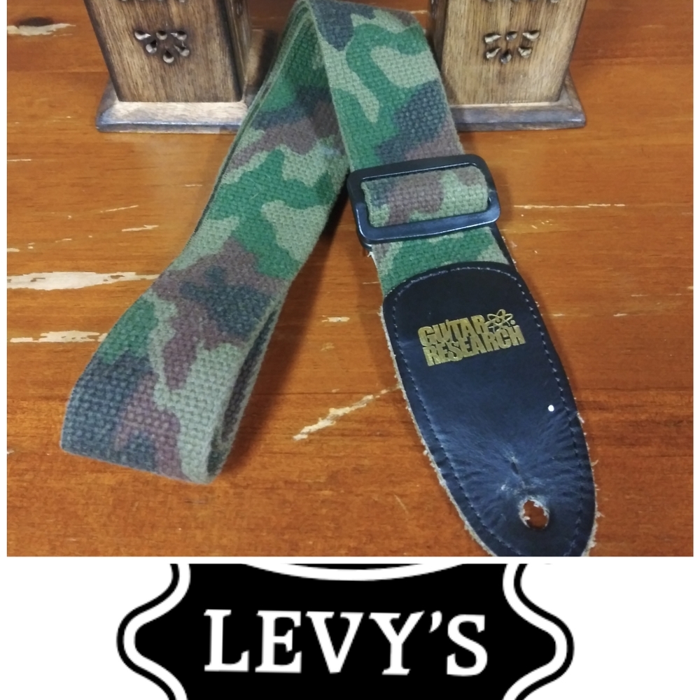 Levi's | Amazing Rocker Camo Guitar Strap